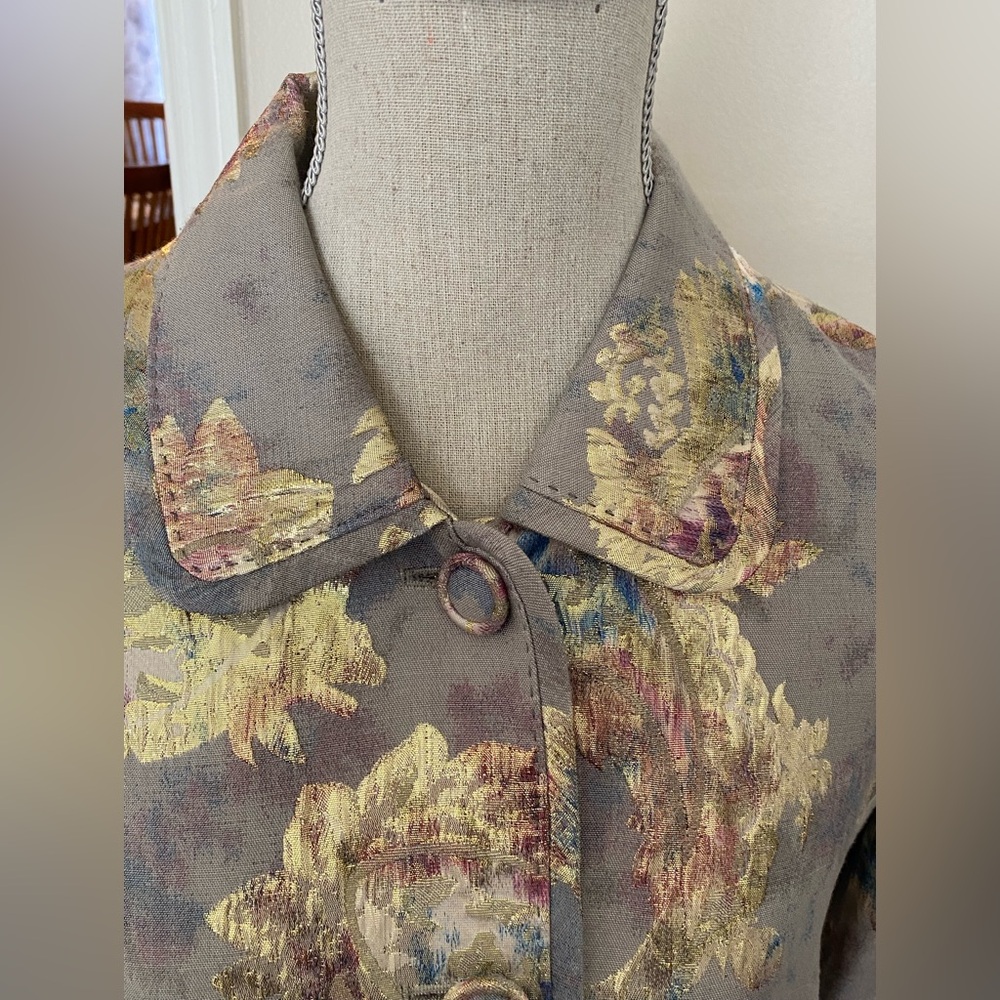 Exquisite floral Chico’s jacket - Picture 9 of 16